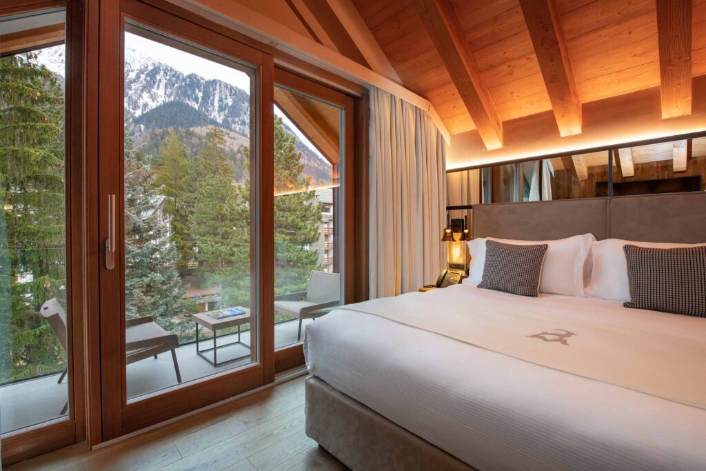 Le Massif Courmayeur: paradiso invernale tra le Alpi, ai piedi del Monte Bianco - TRAVEL & SPA Magazine | Rivista di viaggi Le Massif Courmayeur