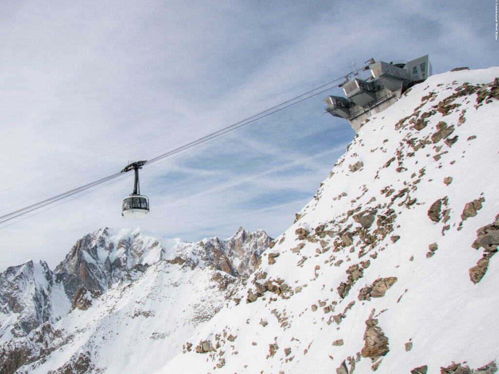 Le Massif Courmayeur: paradiso invernale tra le Alpi, ai piedi del Monte Bianco - TRAVEL & SPA Magazine | Rivista di viaggi Le Massif Courmayeur