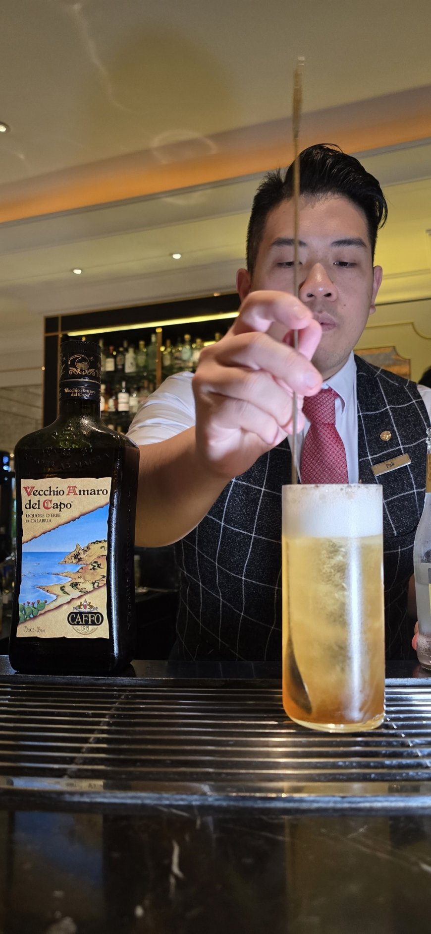 ​Nicola Mangiacapra, il napoletano che guida i bar del Langham