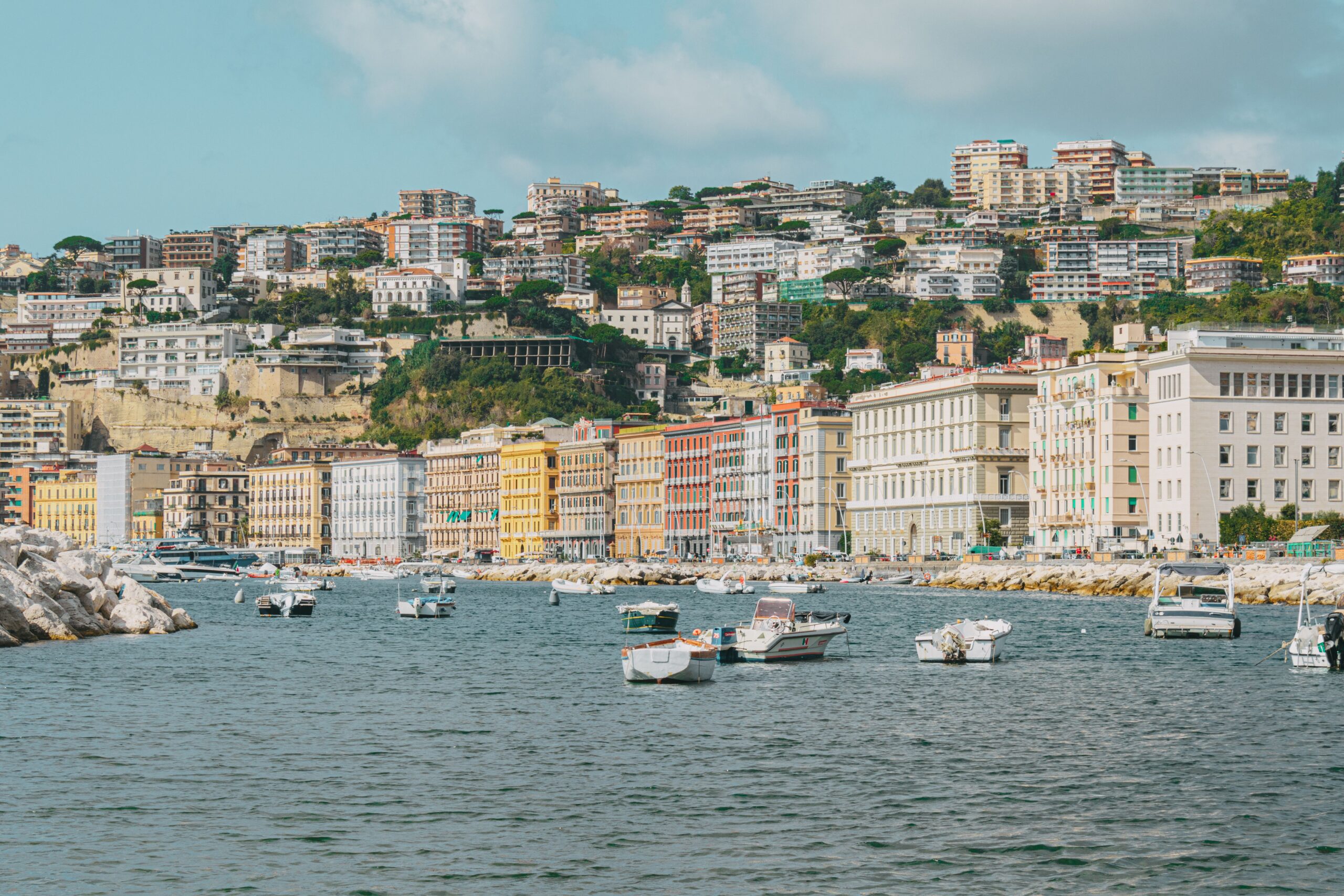 BWH Hotels Italy espande presenza nel Sud Italia con nuove affiliazioni a Torre del Greco e Lucera.