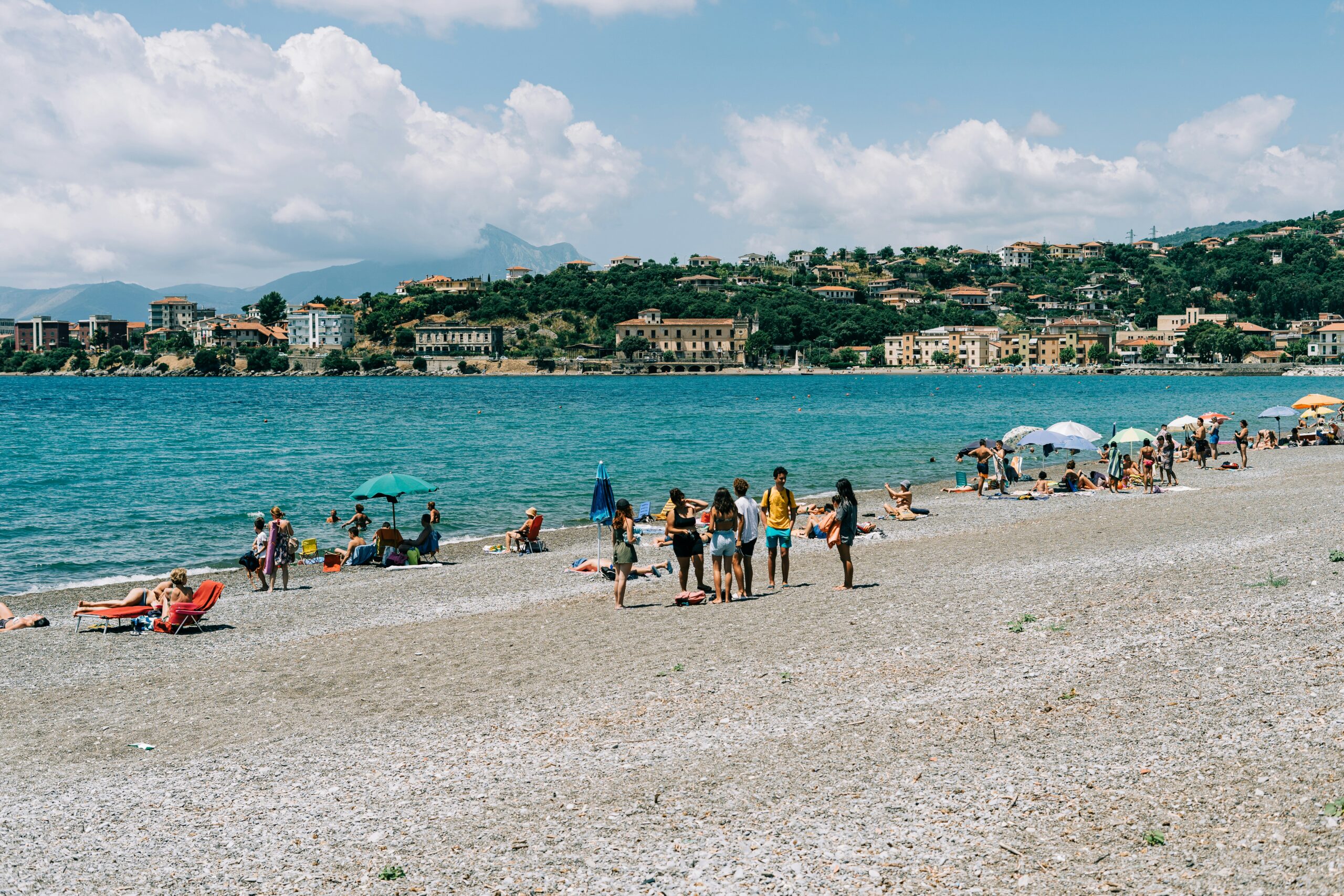 La Scogliera di Positano premiata Miglior Beach Club Campania 2026 nella Guida Morellini Editore