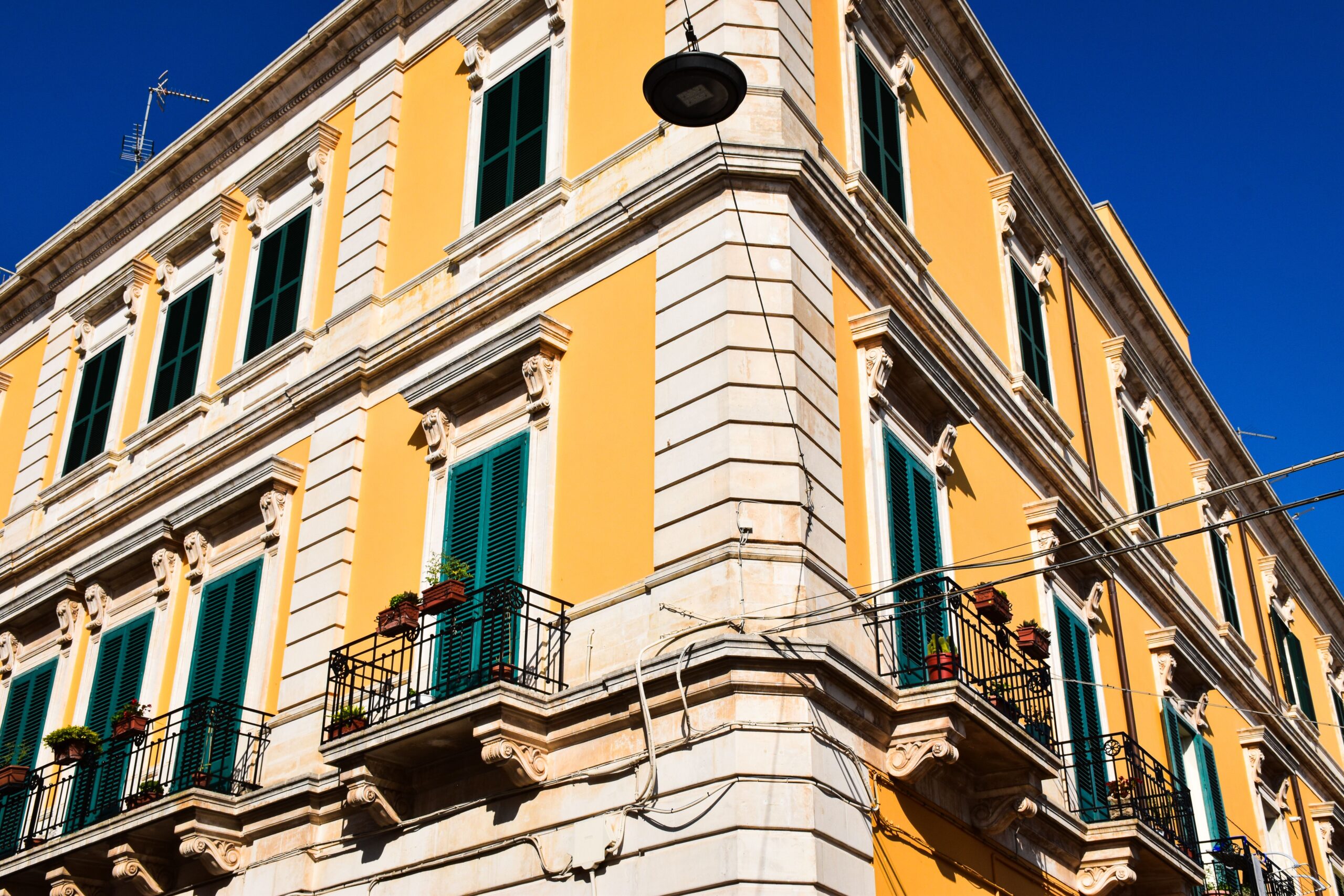 Tivoli Hotels & Resorts inaugura Tivoli Palazzo 1880 Lecce Hotel, primo in Puglia con 48 camere, ristorazione e spa.