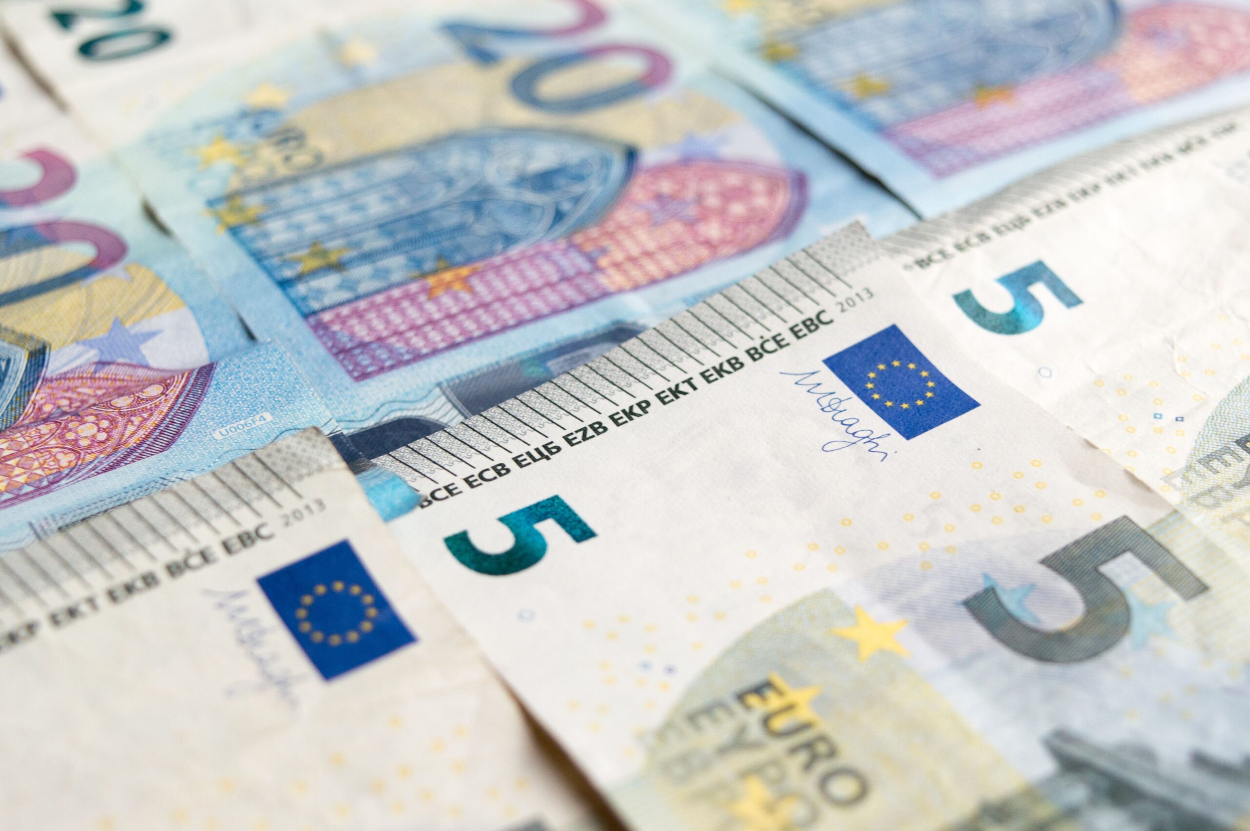 Uvet-Amex Gbt raggiunge 1,11 miliardi di euro nel business travel, consolidando la leadership in Italia nel 2025.