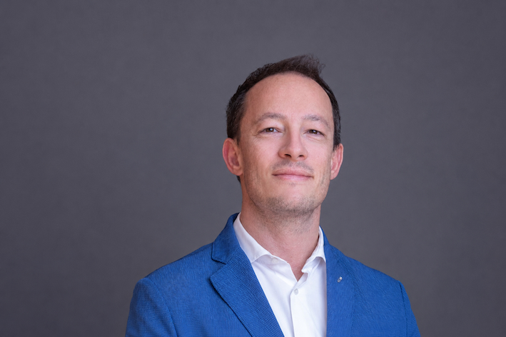 Massimiliano Ceriani nominato Business Development Director per l'Italia da Radisson Hotel Group per guidare l'espansione.