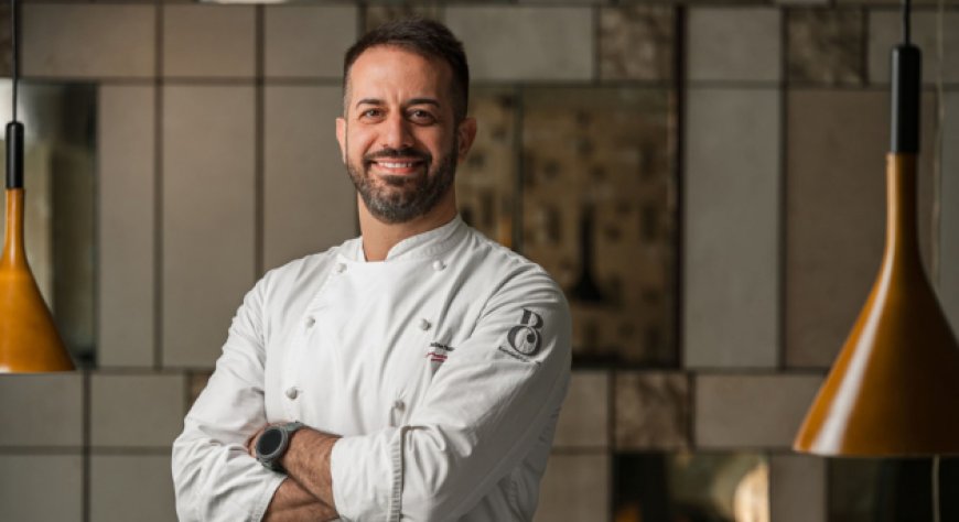 Andrea Pasqualucci Propone Panino con Porchetta alla Festa al Negombo di Ischia Safari 2023