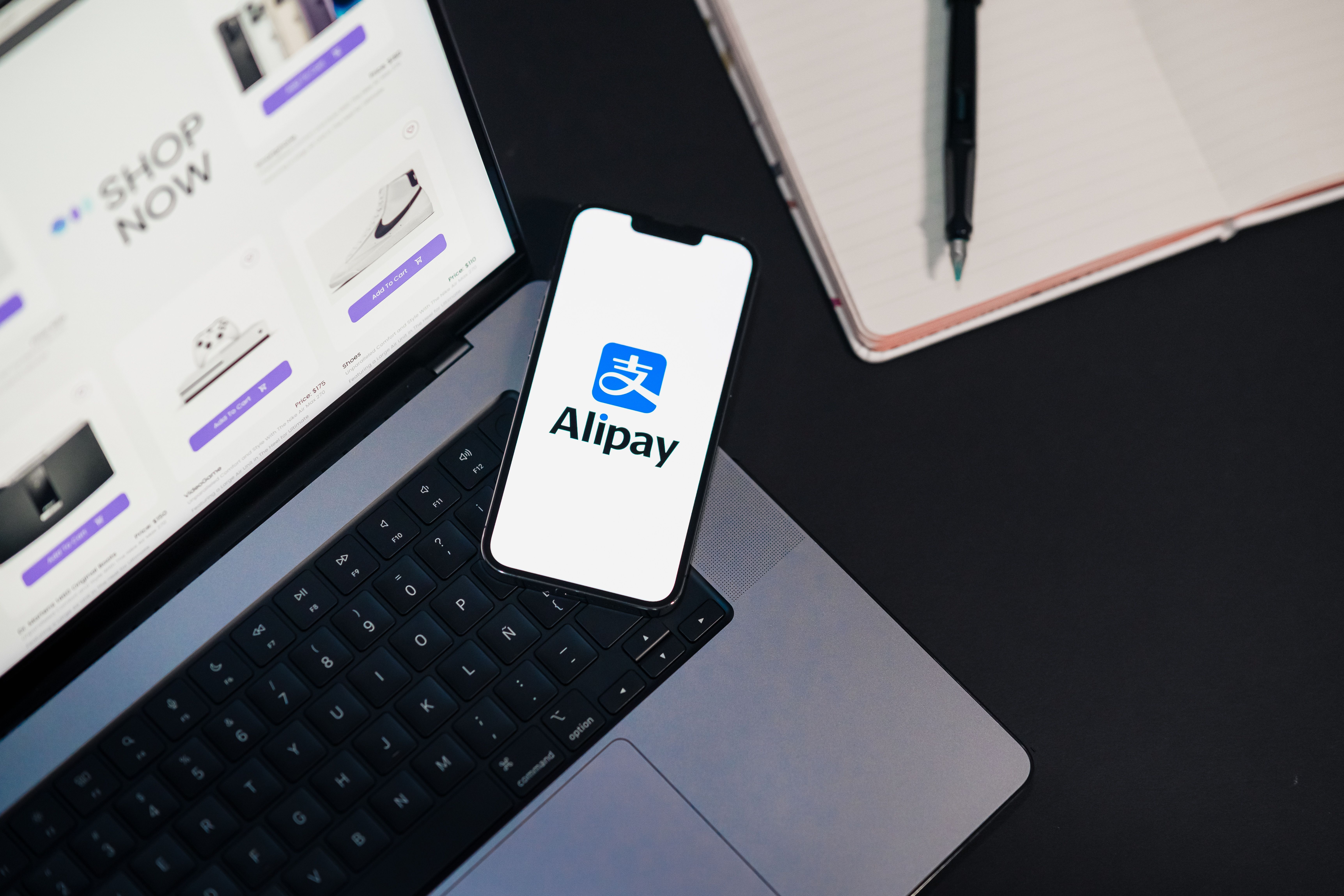Blastness e Adyen Lanciano BlastnessPay per la Gestione dei Pagamenti degli Hotel con Sicurezza e Automazione