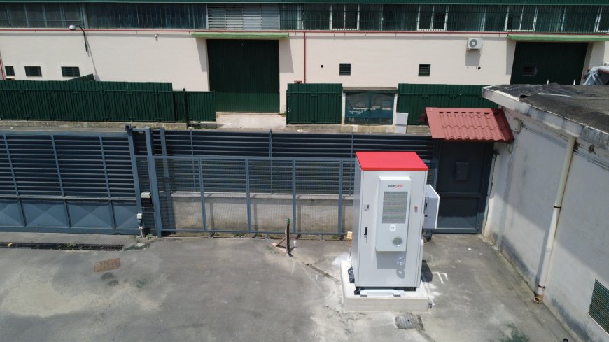 Kenon Installa Impianto Fotovoltaico da 129,27 kWp e Sistema di Accumulo a Napoli, Risparmio 78,4 Tonnellate CO₂ Annuo