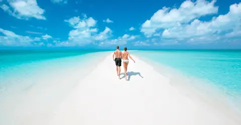 Gli arrivi italiani alle Bahamas crescono del 10% a luglio 2026, rafforzando la strategia promozionale del paese.